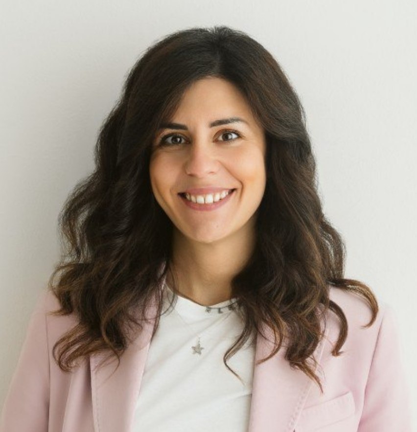 Ritratto di Eleonora Luppi, IBCLC e Consulente del Sonno